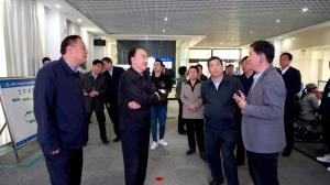 河南省人大常委會原副主任徐濟(jì)超蒞臨飛天調(diào)研