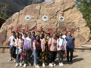 不定期組織人才開展團(tuán)建活動(dòng)